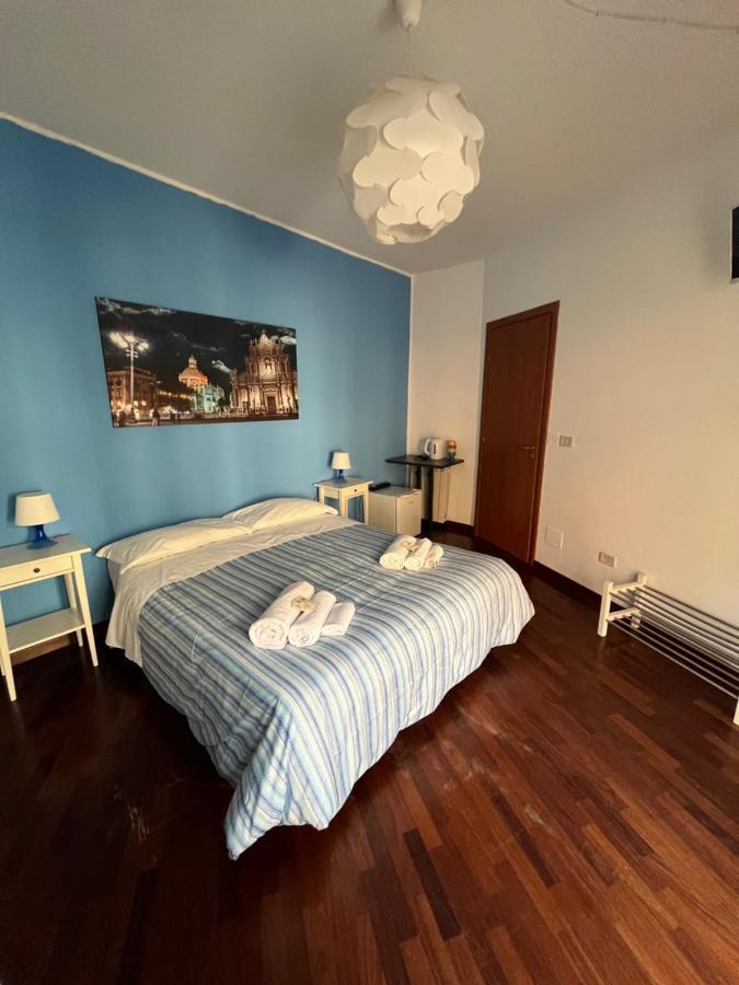 Umberto Street Otel Katanya Dış mekan fotoğraf